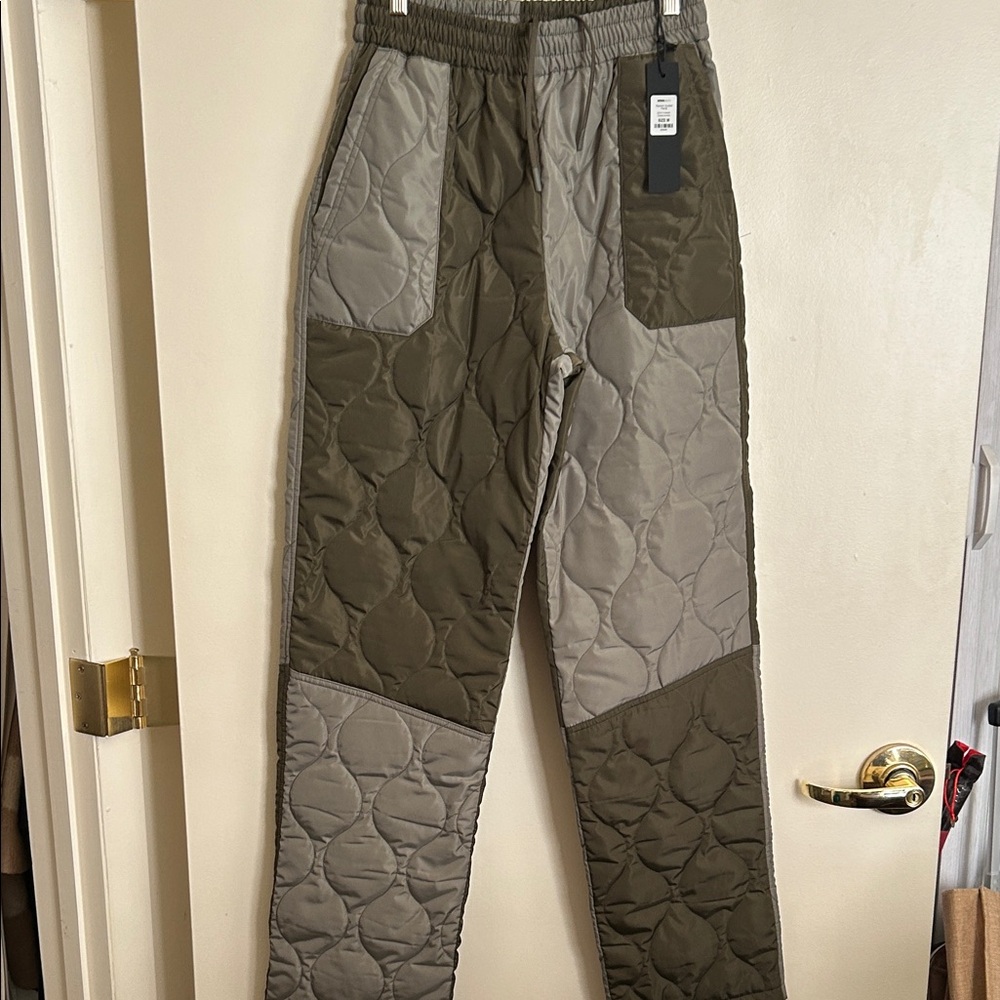Fashion Nova Men's Quilted Olive and Gray Joggers